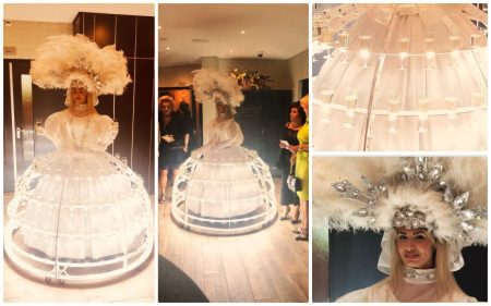 Champagne Diva Warm Wit Led: Stijlvolle catering met flair! Unieke "rok" op wielen, aanpasbaar aan elk thema. Nu met betoverende LED verlichting!