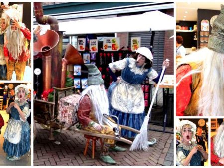 Moeder en Vadertje Tijd vieren Kerst brengt tijdloze vreugde met kerstboompjes, liedjes en leuke kaartjes. Boek nu voor uniek kerstentertainment!