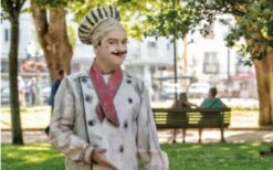 Guitige Chefkok boeken? Mobiele cateringact met heerlijke hapjes en amuses voor festivals, winkelcentra, beurzen en bedrijfsfeesten. Smaakvolle animatie en ontvangstentertainment met culinaire beleving.