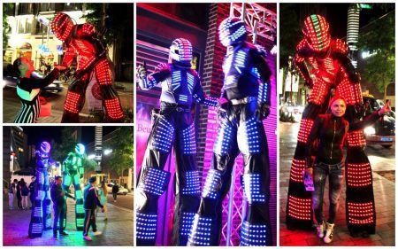 Spectaculaire Cyber Led Robots Steltenlopers met LED-verlichting voor een futuristisch woweffect op uw evenement!