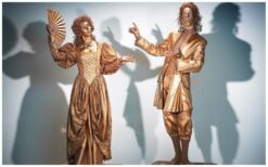 Brons Venetiaans Levend Standbeeld als stijlvolle eyecatcher op evenementen. Dit duo combineert barokke uitstraling met rustige bewegingen en is perfect voor ontvangst, beurzen en Venetiaanse thema’s.