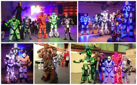 Futuristische Groep Robots met confetti shooters: Een unieke act voor elk evenement! Boek nu voor een onvergetelijke show!