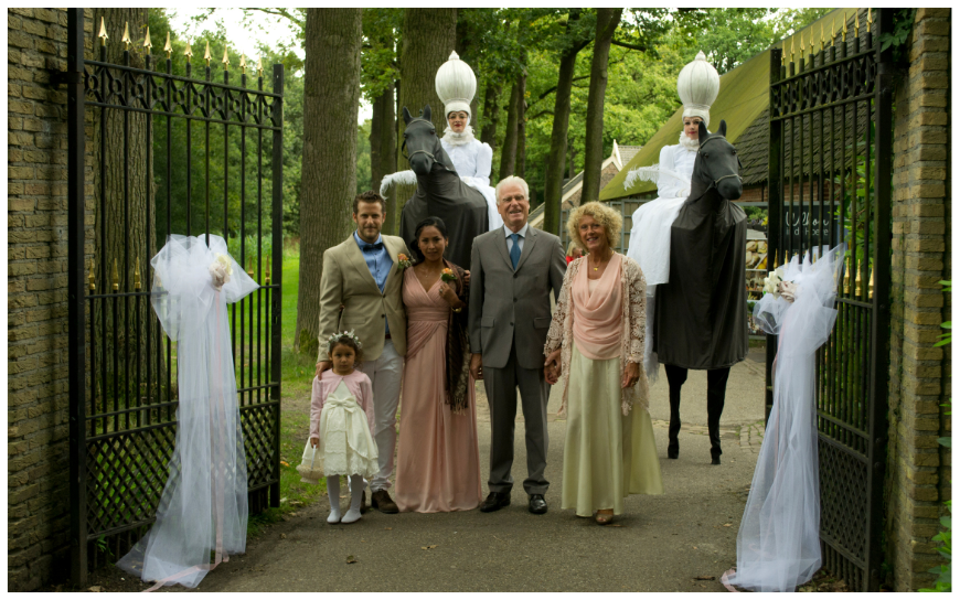 Barokke Ruiters Steltenlopers brengen koninklijke elegantie en sprookjesachtige magie naar elk event. Indrukwekkende kostuums en statige verschijning maken deze act perfect voor festivals, ontvangst en winkelcentra.