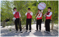 Dit Dixieland Orkest met Bolhoed speelt een voor iedereen herkenbaar repertoire in dixie-stijl. Boek nu!