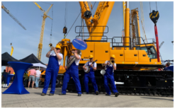 Dit Bouwvakkers Dixieland Orkest speelt een voor iedereen herkenbaar repertoire in dixie-stijl. Boek nu!