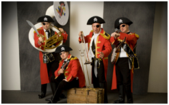 Dit Piraten Dixieland Orkest speelt een voor iedereen herkenbaar repertoire in dixie-stijl. Boek nu!