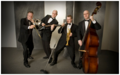 Dit Dixieland Orkest in Smoking speelt een voor iedereen herkenbaar repertoire in dixie-stijl. Boek nu!