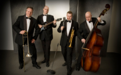 Dit Dixieland Orkest in Smoking speelt een voor iedereen herkenbaar repertoire in dixie-stijl. Boek nu!