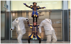 Geniet van spectaculaire Sint en Piet magie met de lenige Pieten Acrobaten! Interactieve acrobatiek voor een feestelijke ervaring. Boek nu!