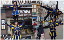 Geniet van spectaculaire Sint en Piet magie met de lenige Pieten Acrobaten! Interactieve acrobatiek voor een feestelijke ervaring. Boek nu!