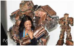 Robot Grande: Een imposante publiekstrekker van 2,5 meter voor een futuristische touch op uw evenement!