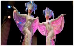 Boek White Diva’s Steltenlopers voor stijlvol en elegant entertainment. Perfect voor winterevents, gala’s en ontvangsten. Sprookjesachtig, wit en betoverend stelten-entertainment!