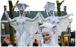 Boek White Diva’s Steltenlopers voor stijlvol en elegant entertainment. Perfect voor winterevents, gala’s en ontvangsten. Sprookjesachtig, wit en betoverend stelten-entertainment!