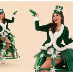 Voeg betovering toe met deze Champagne/Prosecco Girls Groen in elegante jurken. Flexibel, thema-geschikt entertainment voor diverse evenementen. Ontdek meer!