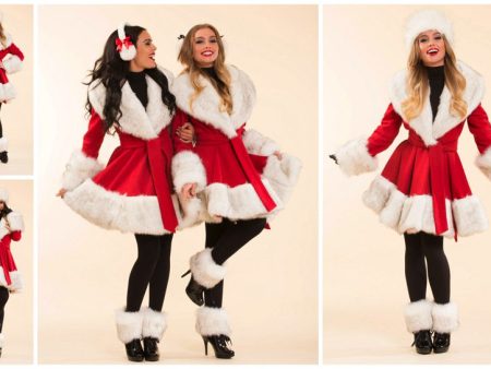 Betoverend Kerstevenement met Elegante Christmas Girls! Flexibele acts voor ontvangst & interactie. Reserveer nu voor magische feestdagen!