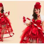 Feestelijke Champagne Christmas Girls ROOD: Kerstige Betovering op uw Event! 🎄 Geniet van sfeer en traktaties. Boek nu voor een magische ervaring.