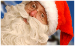 Breng de ultieme kerstsfeer naar uw evenement met de zingende Kerstman en zijn accordeon! Deze unieke kerstact vult de ruimte direct met bekende kerstliedjes en vrolijke, feestelijke melodieën. Of u nu kiest voor een solo-optreden of een muzikaal duo, deze live muziek zorgt voor een onvergetelijke beleving. Boek deze sfeervolle kerstentertainment voor uw kerstmarkt, bedrijfsfeest of winkelcentrum. De interactieve optredens creëren overal een warme ambiance die jong en oud zal betoveren. Reserveer deze muzikale Kerstman nu en verzeker uw gasten van een hartverwarmend kerstfeest vol gezelligheid!