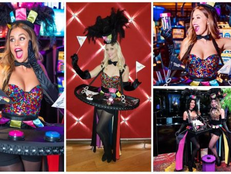 Daag je kennis uit met Quiz Girls Modellen: interactief entertainment voor events en beurzen. Spannende quizzen en uitdagingen. Test je intellectuele vaardigheden!