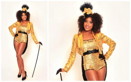 Breng de magie van Las Vegas naar uw event met onze Golden Showgirls Modellen! Glamour, glitter en een vleugje spektakel zorgen voor een betoverende eerste indruk die niemand vergeet. Of het nu gaat om ontvangst, promotie of entertainment – deze stralende verschijningen tillen elke gelegenheid naar een hoger niveau. Laat uw gasten zich welkom én verrast voelen vanaf het eerste moment!
