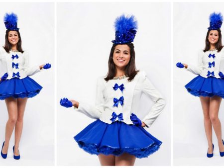 Blue & White Promo Girls: Stijlvolle gastvrijheid en opvallende promotie. Voeg allure toe aan uw evenement!