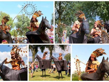 Indiaanse Dromenvangers Steltenlopers op Paarden: Betoverend Entertainment voor Festivals en Themafeesten. Authentieke en interactieve ervaring vol cultuur en magie.