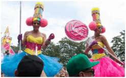 De Candy Girls op Stelten brengen kleur, vrolijkheid en zoet entertainment naar ieder evenement. Perfect voor ontvangst, winkelcentra en festivals. Boek deze feestelijke steltenact voor een onvergetelijke sfeer!