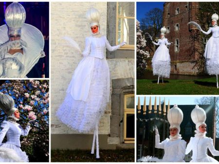 Elegante Witte Barok Dames Steltenlopers. Voeg tijdloze elegantie toe aan uw evenement met sierlijke bewegingen en barokke allure.