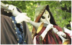 Ervaar de Betovering van de Mystieke Steltenlopers: Een Reis naar het Onbekende!