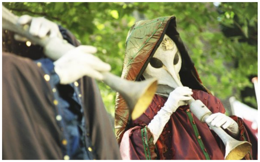 Ervaar de Betovering van de Mystieke Steltenlopers: Een Reis naar het Onbekende!