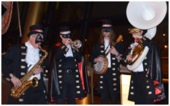 Boek het Venetiaans Italiaans Dixieland Looporkest voor een onvergetelijk evenement. Breed repertoire, flexibele bezetting. Swingend of ontspannen, het perfecte geluid voor uw feest!