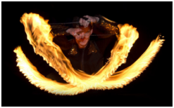 Verwelkom uw gasten met een betoverende vuur act bij de entree! Spectaculaire freestyle vuuracts voor een onvergetelijke indruk op uw evenement!