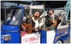 Muzikale Vliegeniers brengen hemelse klanken over vliegen, vlinders en meer. Boek nu voor een betoverende reis op jouw evenement!