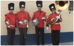 Buckingham Palace Dixieland Looporkest 🎺🎶: Verrijk je evenement met stijlvolle muziek. Van popclassics tot jazz en bossa nova, perfect voor gala's, ontvangsten en mobiele acts. Elegantie op maat!