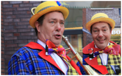 Boek het Clowns Dixieland Looporkest voor een onvergetelijk evenement. Breed repertoire, flexibele bezetting. Swingend of ontspannen, het perfecte geluid voor uw feest!