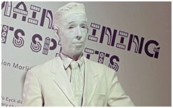 Heer en Mevrouw Wit zijn een stijlvolle animatieact en levend standbeeld in wit thema. Ze zijn inzetbaar als ontvangstentertainment, mobiele act of eyecatcher op een sokkel. Hun elegante uitstraling trekt direct de aandacht. Perfect voor diverse evenementen. Geschikt voor beurzen, winkelcentra, festivals en netwerkbijeenkomsten. Een veelzijdig duo voor evenementen waar uitstraling en sfeer belangrijk zijn.