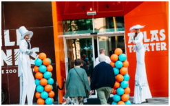 Ontvang uw gasten in stijl met Mr & Miss White Steltenlopers. Elegant, stijlvol en perfect voor elk evenement. Boek nu voor een onvergetelijke ontvangst!