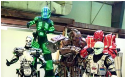 Futuristische Groep Robots met confetti shooters: Een unieke act voor elk evenement! Boek nu voor een onvergetelijke show!