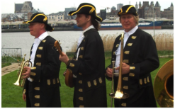 Boek het Ceremonieel Dixieland Looporkest voor een onvergetelijk evenement. Breed repertoire, flexibele bezetting. Swingend of ontspannen, het perfecte geluid voor uw feest!