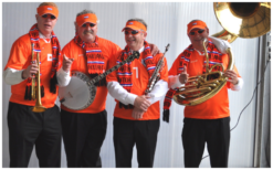 Boek het Oranje Dixieland Looporkest voor een onvergetelijk evenement. Breed repertoire, flexibele bezetting. Swingend of ontspannen, het perfecte geluid voor uw feest!