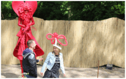 Harten Girls Steltenlopers brengen liefde, charme en feestelijke sfeer naar elk event. Perfect voor Valentijn, bruiloften, Moederdag, festivals en ontvangst. Een romantische, vrolijke en betoverende act.