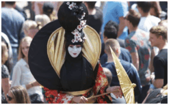 Sierlijke Geisha’s Steltenlopers brengen oosterse elegantie, Japanse traditie en mystieke sfeer naar elk event. Perfect voor festivals, ontvangst en winkelcentra. Een betoverende act vol cultuur en schoonheid.