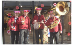 Boek het Valentijns Dixieland Looporkest voor een onvergetelijk evenement. Breed repertoire, flexibele bezetting. Swingend of ontspannen, het perfecte geluid voor uw feest!