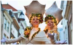 Boek De Witte Feeën Steltenlopers voor magisch en interactief entertainment. Perfect voor ontvangst, festivals en winkelcentra. Wensen, glitter en sprookjesachtige sfeer!