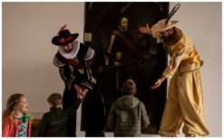 Betover uw evenement met de Nachtwacht Steltenlopers - levende kunst op stelten, geïnspireerd door Rembrandt. Boek vandaag voor een unieke Gouden Eeuw ervaring!