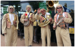 Boek het Paashazen Dixieland Looporkest voor een onvergetelijk evenement. Breed repertoire, flexibele bezetting. Swingend of ontspannen, het perfecte geluid voor uw feest!