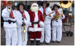 Boek het Sneeuwmannen Dixieland Looporkest voor een onvergetelijk evenement. Breed repertoire, flexibele bezetting. Swingend of ontspannen, het perfecte geluid voor uw feest!
