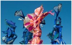 Boek zeepaardjes, waterdraakjes en vissen steltenlopers voor betoverend onderwater entertainment. Perfect voor festivals, winkelcentra en straattheater. Kleurrijk, interactief en magisch!”