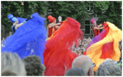 Betoverende Ballerina's op Spitzen Steltenlopers: kleurrijk, elegant en met professionele choreografie. Perfect voor elk evenement!