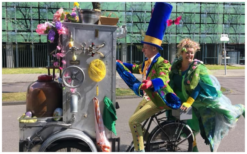 Betover uw evenement met de Vrolijke Lente Machine: een mobiele act vol bloemen, paaseitjes en lentemagie. Gegarandeerd een vleugje lenteplezier!