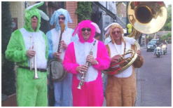 Boek het Bonte Paashazen Dixieland Looporkest voor een onvergetelijk evenement. Breed repertoire, flexibele bezetting. Swingend of ontspannen, het perfecte geluid voor uw feest!